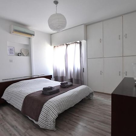 Glabur Stays - The Cozy 2 Bdr - Nicosia City, Free Parking & Wifi, Welcomes You!!! Buitenkant foto